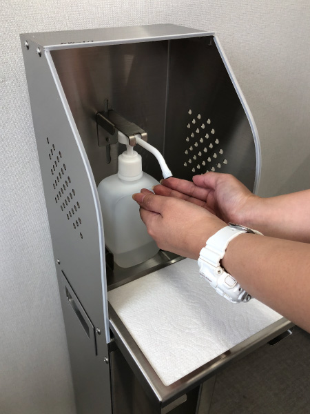 ハンド消毒スタンド（RW-01） 液だれ受け棚使用